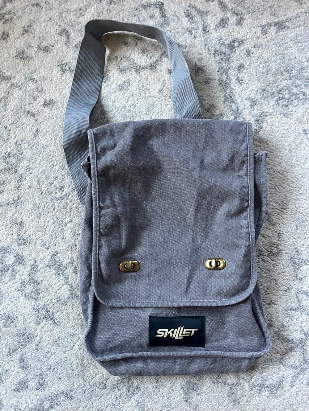 Skillet Mens Large Grey Canvas Messenger Bag